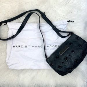 *SOLD* MARC BY MARC JACOBS CROSSBODY BAG